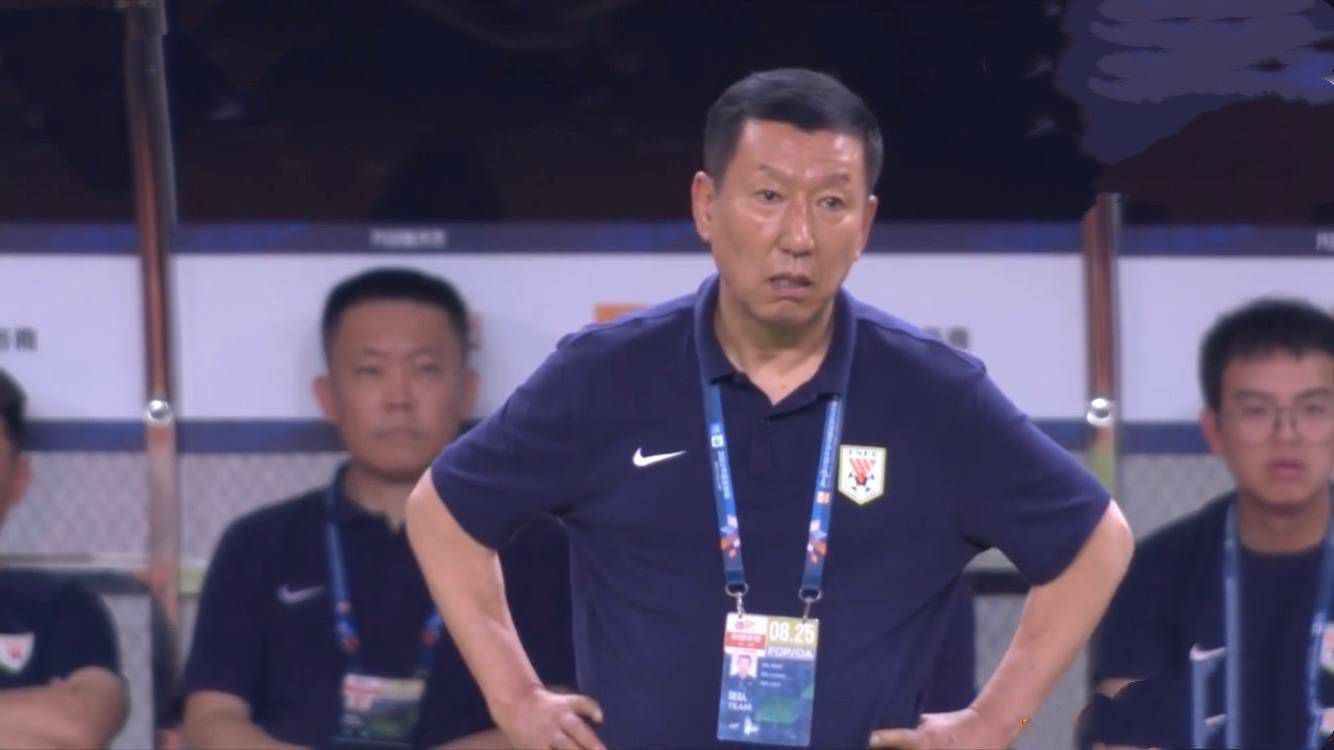 登山的女人