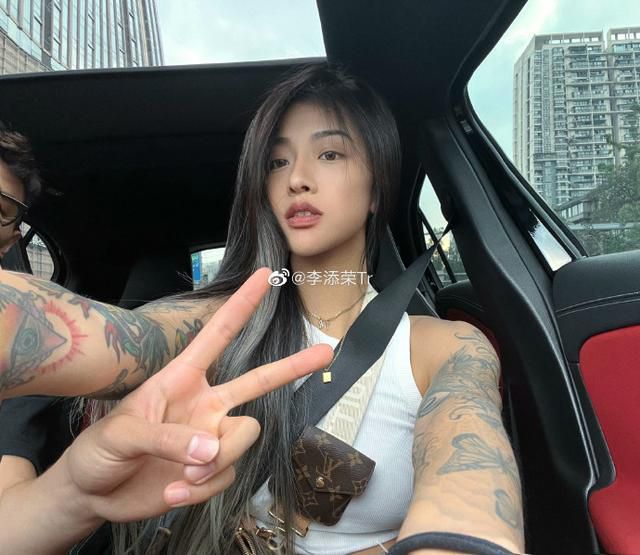 年轻的女性主导1